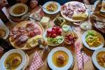 Abendessen in der Eberhandlhütte Abendessen in der Eberhandlhütte