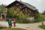 An der Schafbergblickhütte
 An der Schafbergblickhütte