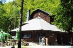 An der Planincev Hütte

