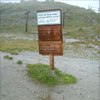 Schild vor der Hütte

